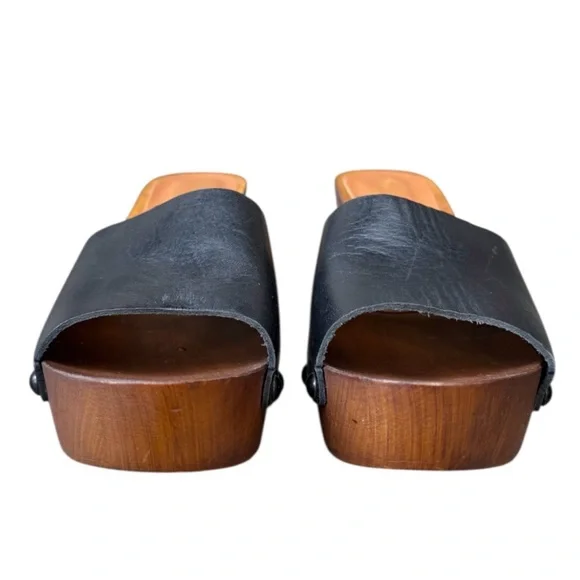 Ariat Women's Unbridled Lennon Platform
Sandal Black Leather Size: 38 (7.5) - Picture 12 of 14